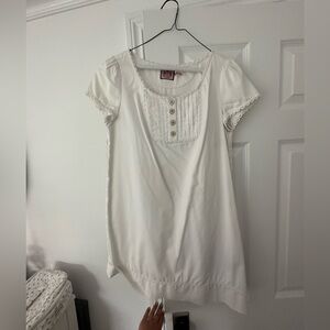 JUICY COUTURE. WHITE BABY GIRL DRESS. SIZE 8